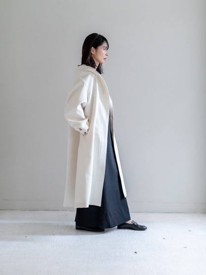 Irene / switch neck feather long coat（perl/midnight/noir）