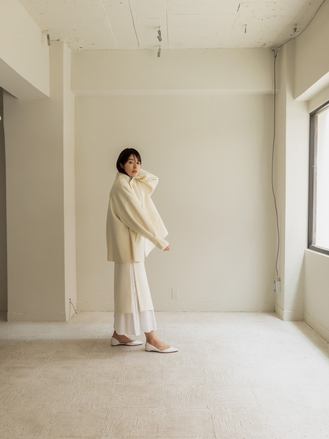 Sarah/short triangle coat