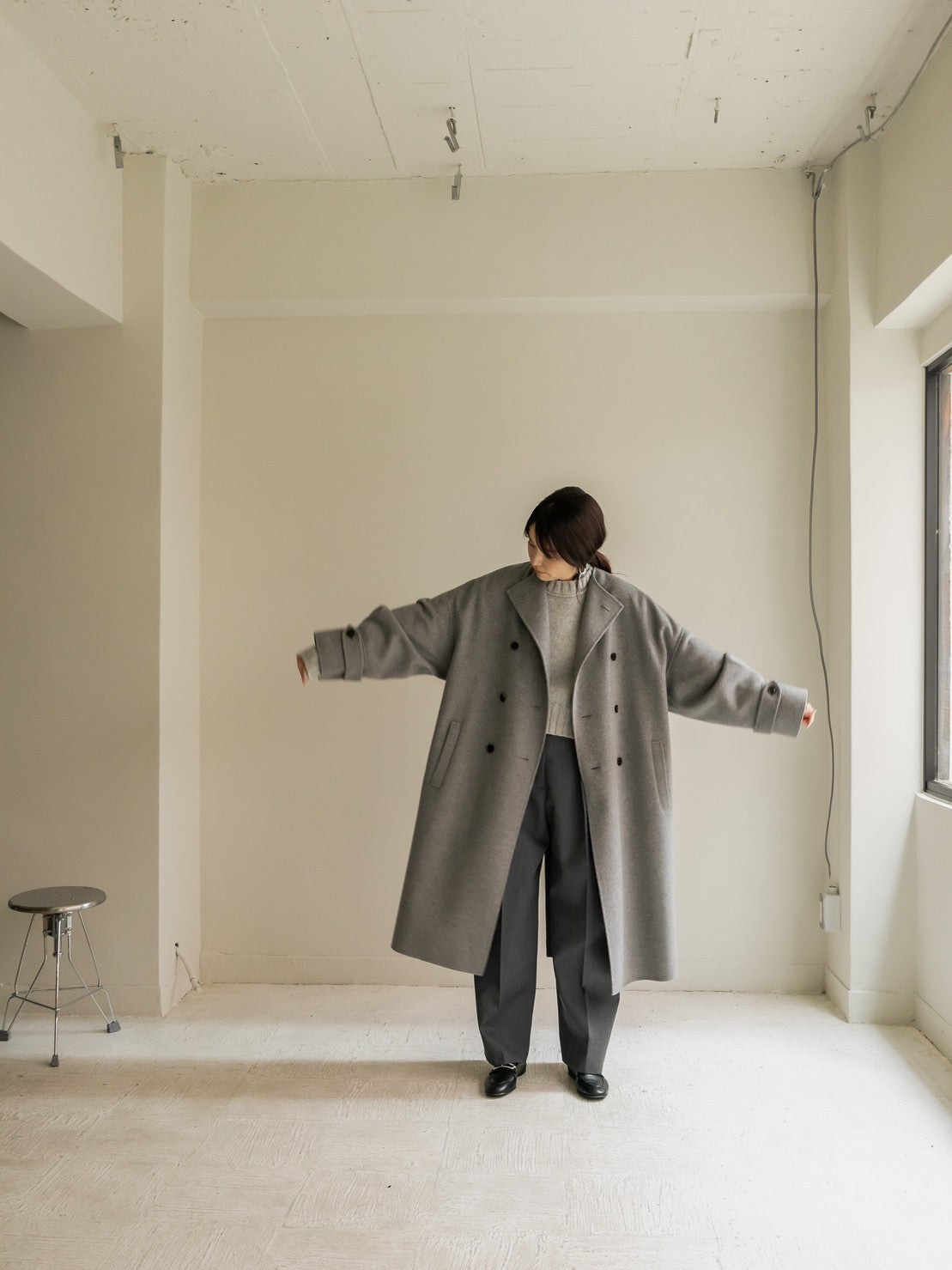 Gabriella/long oval coat (BLACK/GRAY)