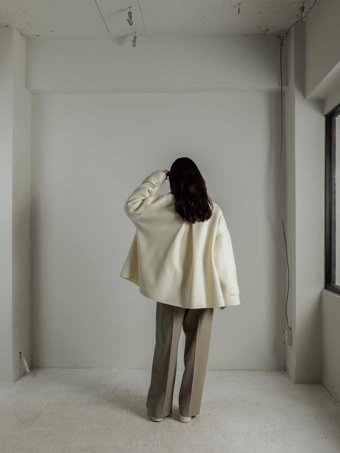 Sarah/short triangle coat