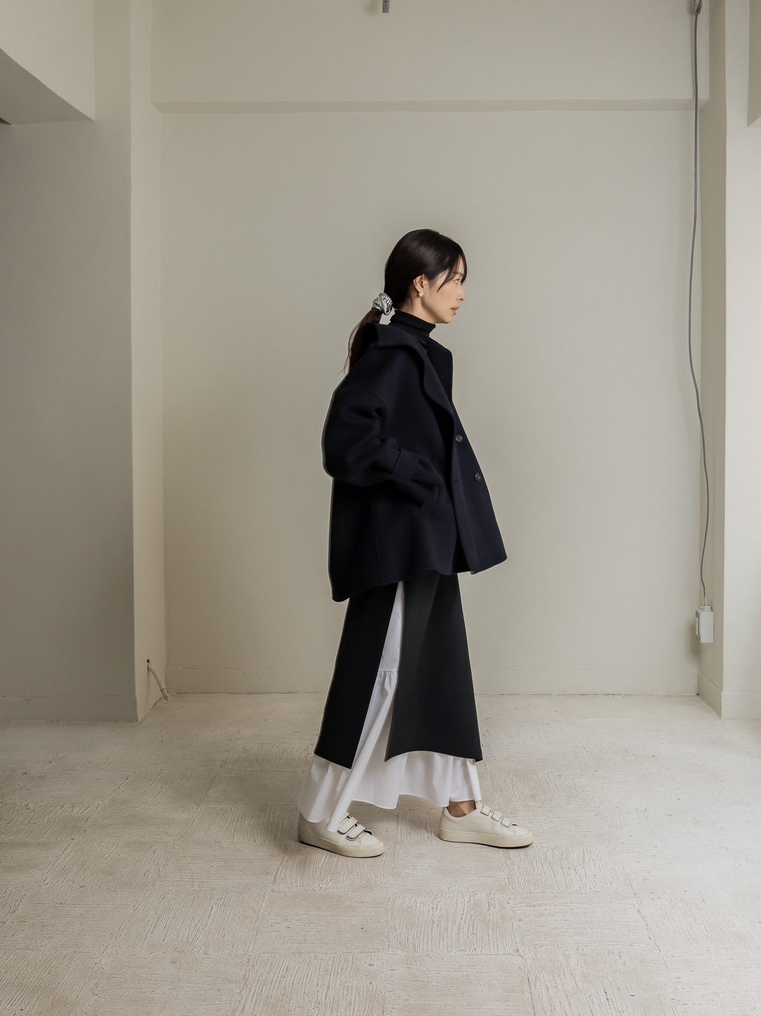 Sarah/short triangle coat