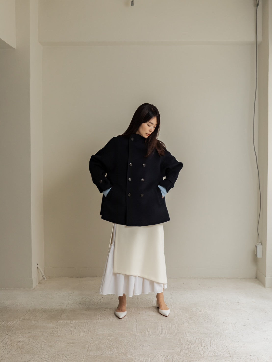 Sarah/short triangle coat