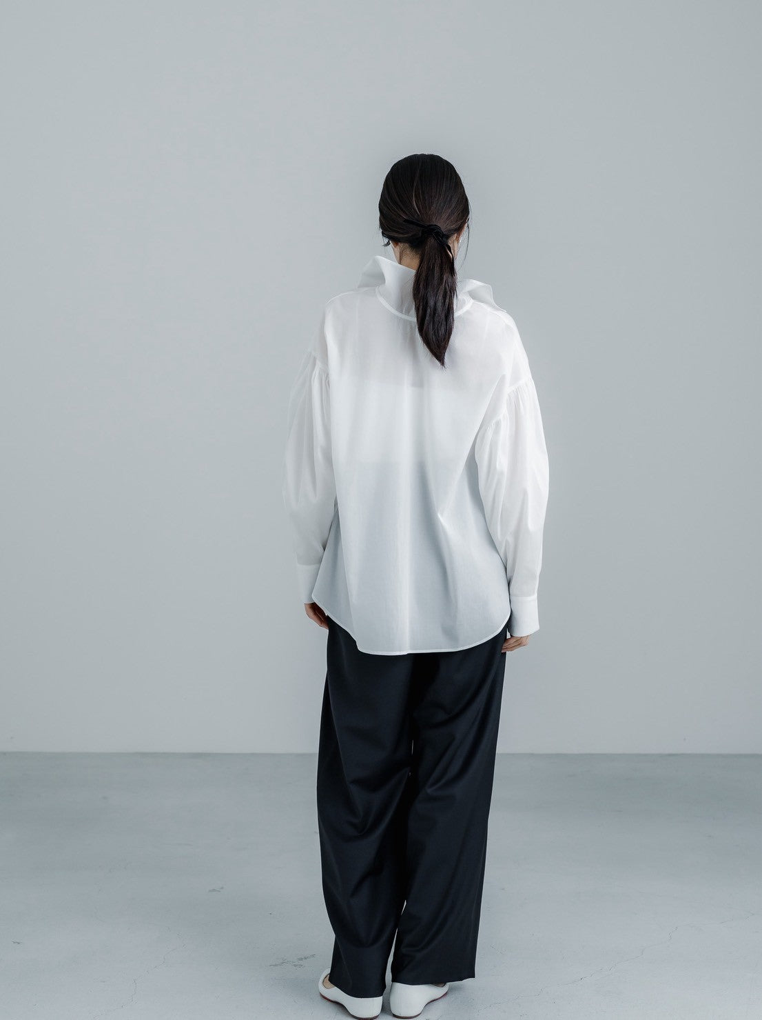 ORDER】Dwight / sheer high neck dual blouse – deres.online