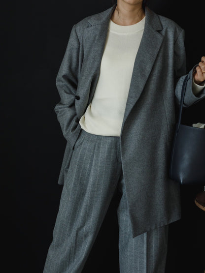 Kalyn/back line crew neck sweater
