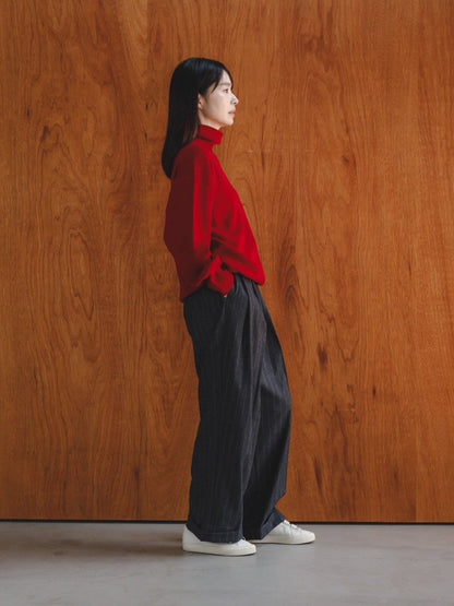 Ashley/back line turtle neck sweater