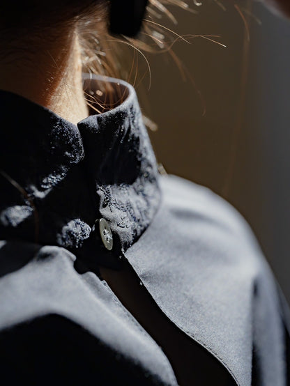 【予約販売】Valentina / blooming embroidery blouse (NAVY×NAVY / WHITE×SMORKY BLUE)
