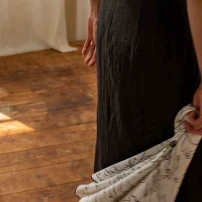 Nina / squeeze linen skirt (sand/carbon/cloud)