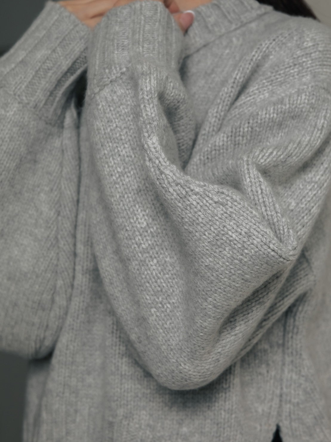 Adele/only one sweater