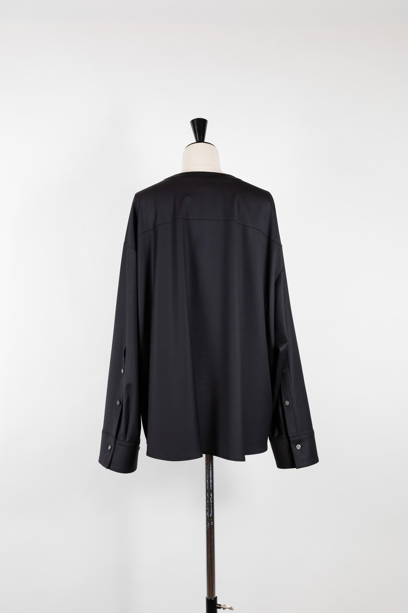 [Pre-order] Yvette /secret heart shirt jacket - Black